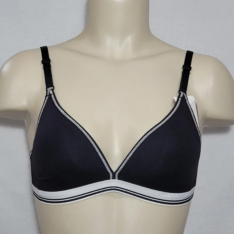 Hanes HC47 Cotton Stretch Wire Free T-Shirt Bra 34A Black & White NWT