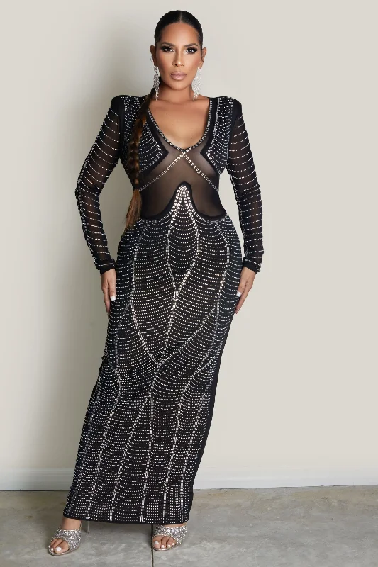 Elegant Rhinestone Detailed Maxi Dress