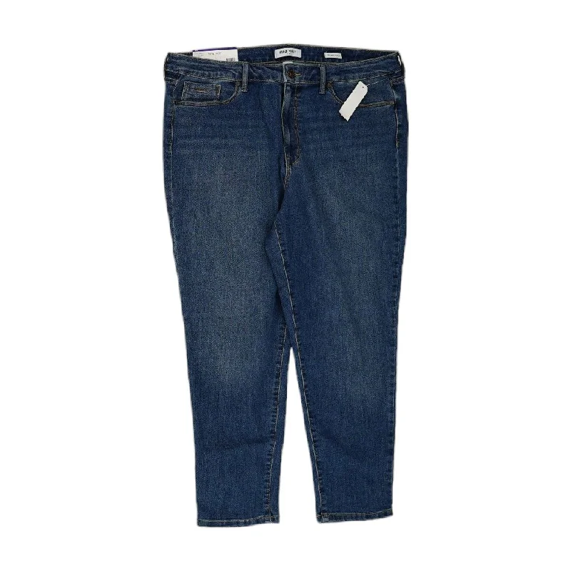 Blue Solid Capri Slim Leg Jeans